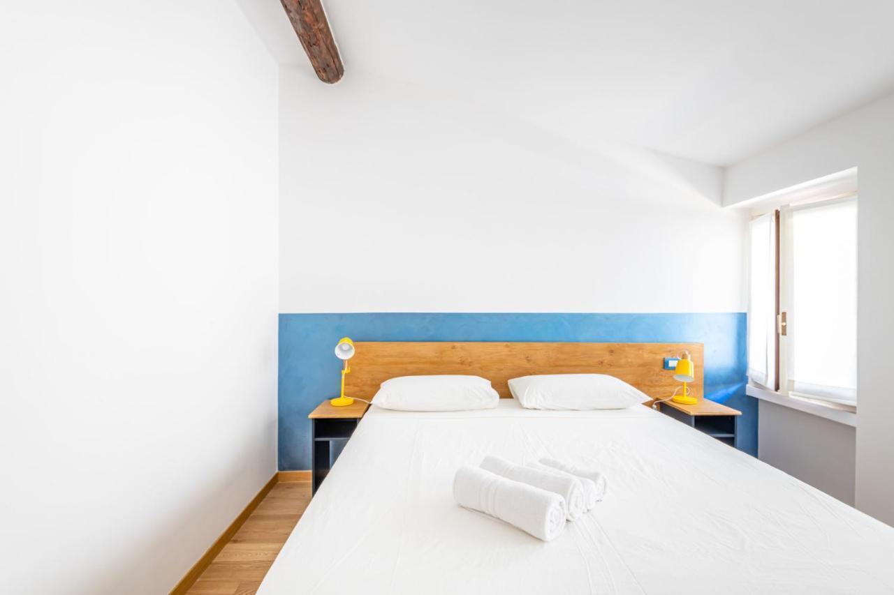 Easylife - Romantico Appartamento Sulla Darsena Milan Exterior photo